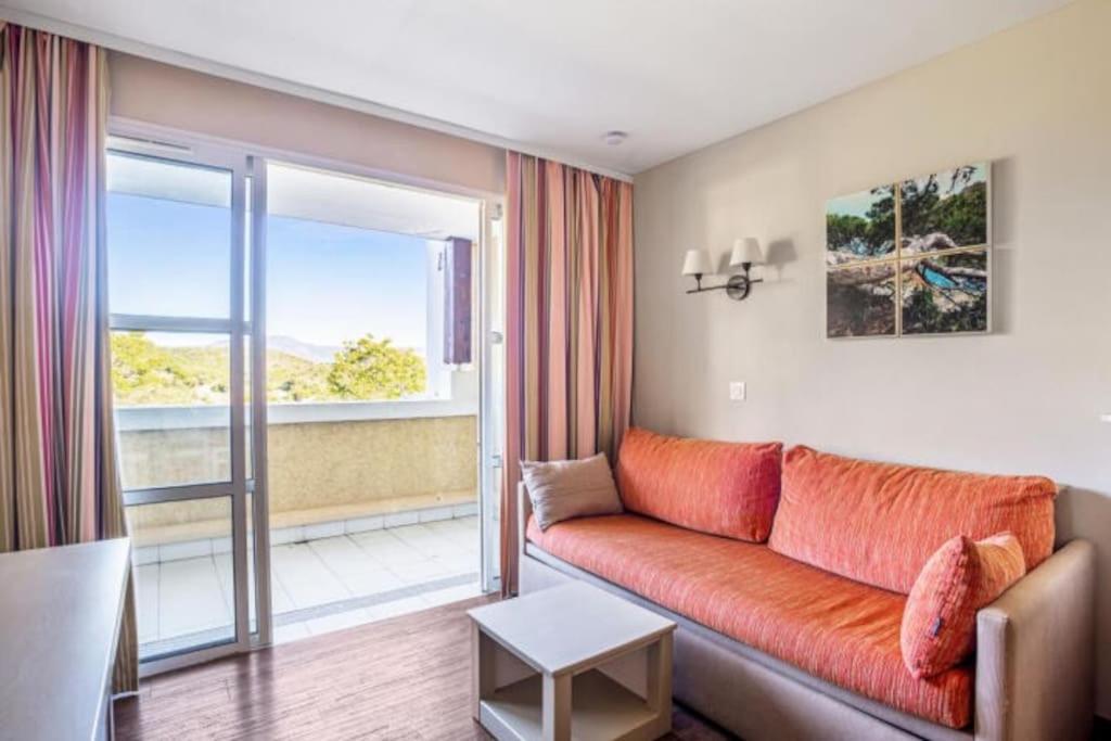 Superbe Appartement Village Cap Esterel 4P Climatise Saint-Raphaël Exteriör bild