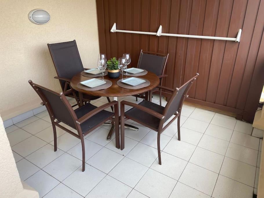 Superbe Appartement Village Cap Esterel 4P Climatise Saint-Raphaël Exteriör bild