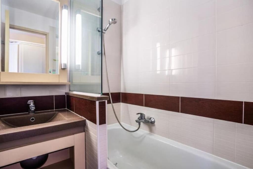 Superbe Appartement Village Cap Esterel 4P Climatise Saint-Raphaël Exteriör bild