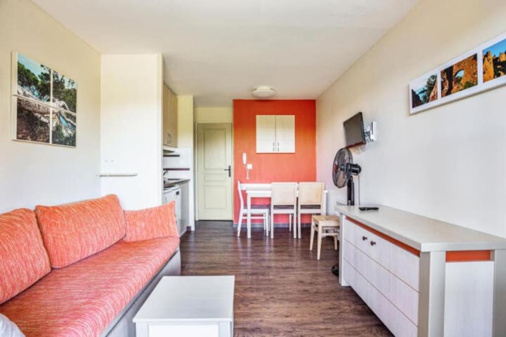 Superbe Appartement Village Cap Esterel 4P Climatise Saint-Raphaël Exteriör bild